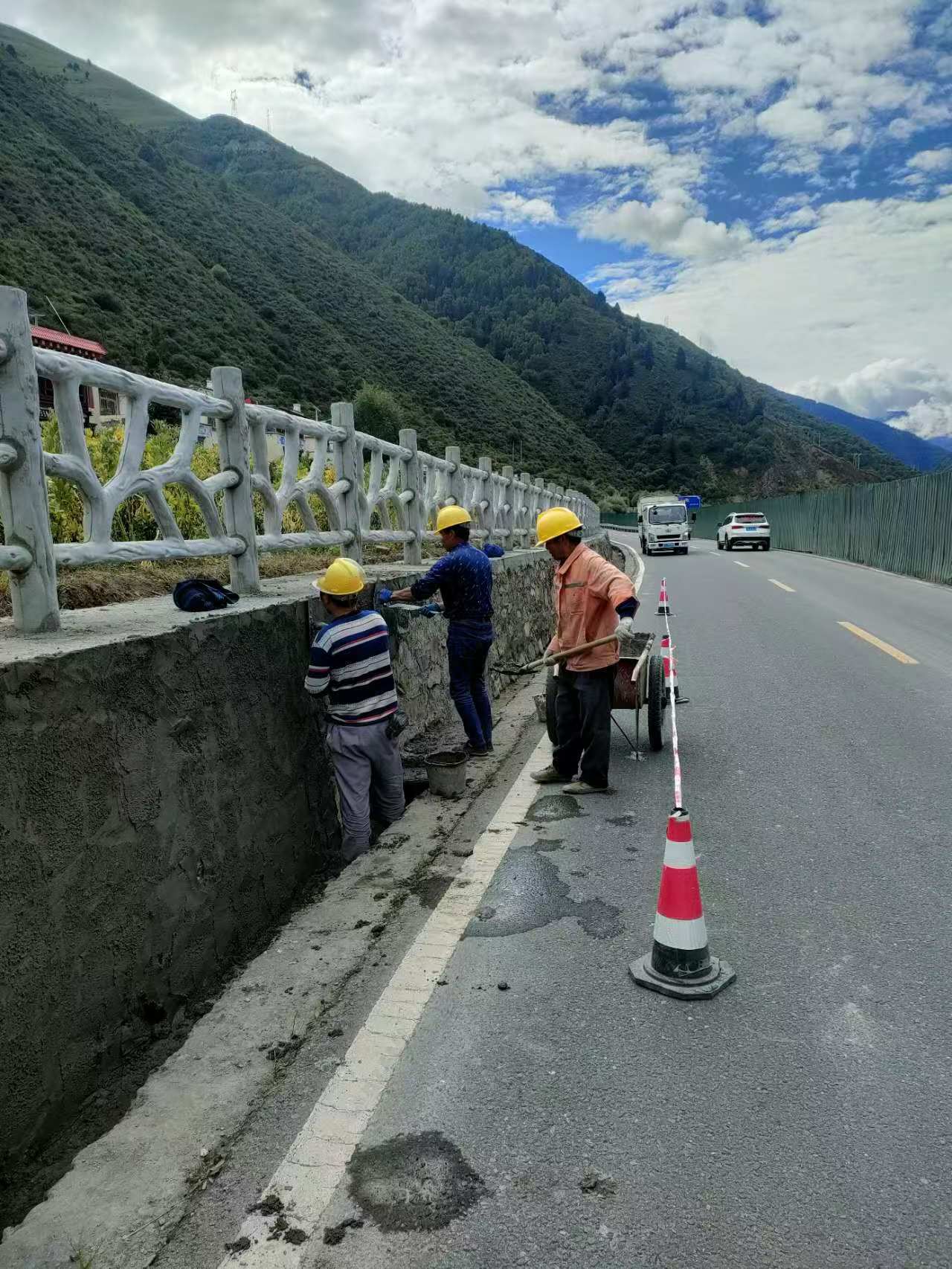 一批优质工程涵盖房建、水利、市政、机电、园林绿化